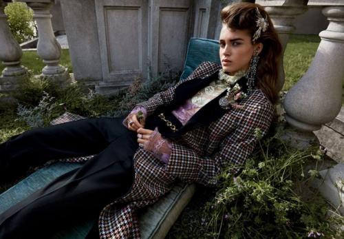 Crazy Love: Джулия джамин в фотосессии Камиллы акранс для Allure US August 2016. 01