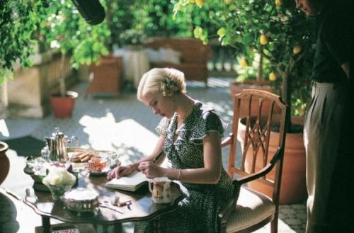 Стильные кинообразы голливудской блондинки Скарлетт йоханссон: 04