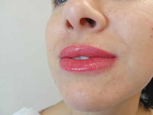 Меня зовут Олеся, я дипломированный парикмахер - универсал со стажем более 20 лет. 04