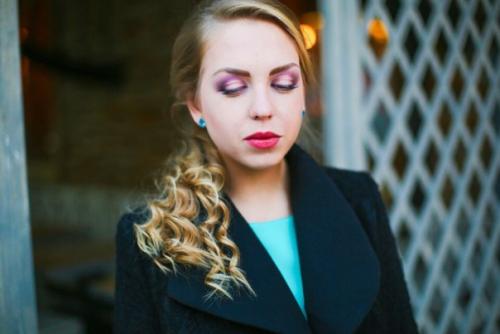 Милые девушки?  Предлагаю услуги визажиста и специалиста по оформлению прически образ и желание обговаривается! 06