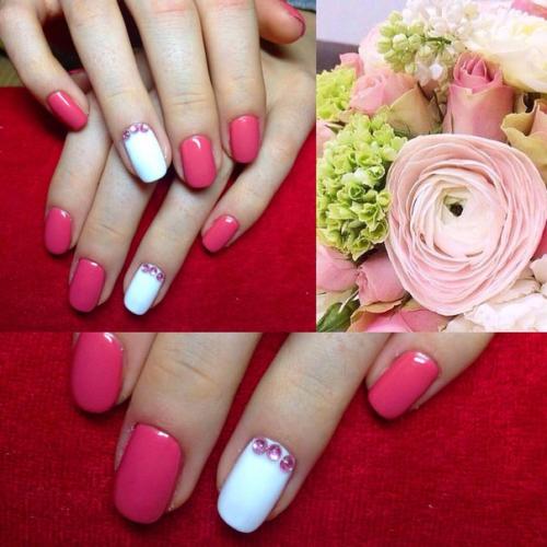 Дорогие девушки, действует акция 30% на все услуги? 09