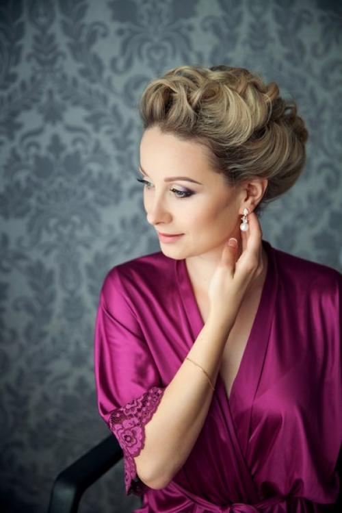 Ну вот и еще одна девушка утром невестой проснулась. 05