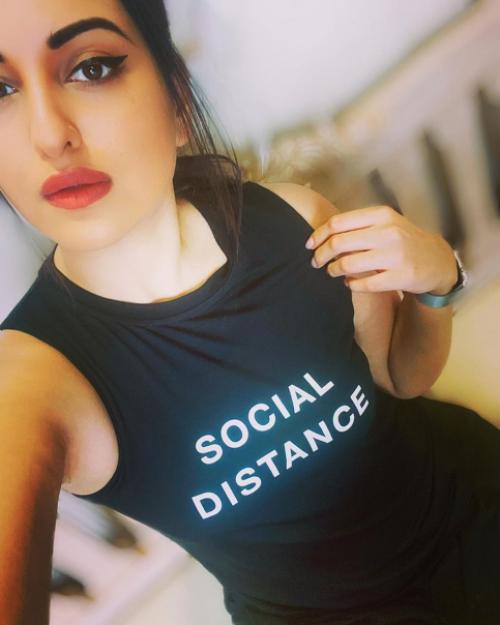 Как получить любимый смелый образ каджал сонакши синхи. 01