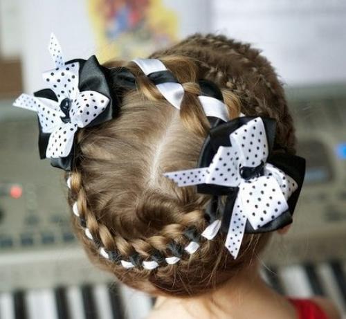 С одной стороны, начало учебного года - повод для радости далеко не всех учеников. 01