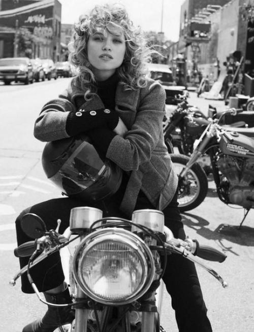 Hot Metal: хана жирикова в фотосессии Бенни Хорна для Vogue Spain September 2016. 04