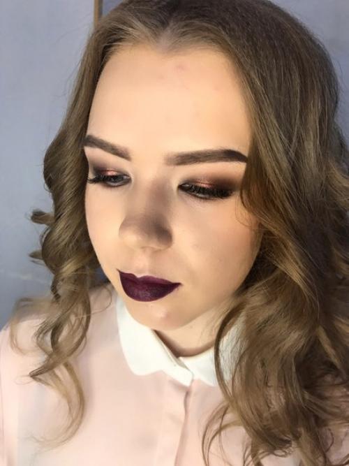 Девочки срочно нужны модели на макияж и прическу! 04