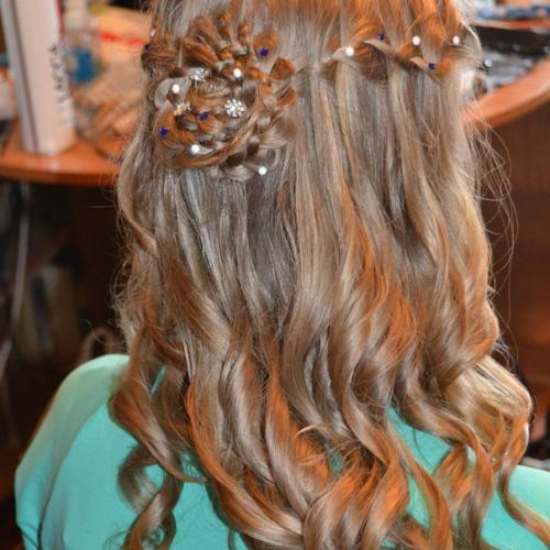 Девушки!  Приглашаю вас на прически, (свадебные, вечерние, детские). 02