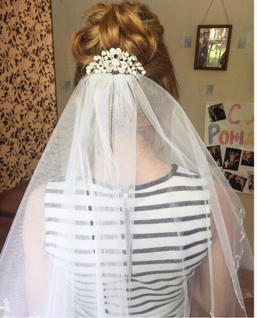 Модель на макияж и прическу ищу? 01