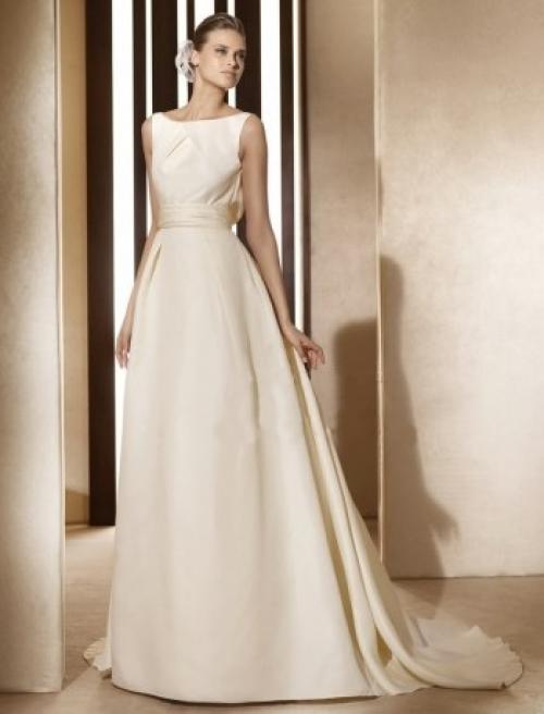 Все смотрят на фотографии красивых зарубежных свадеб. 02