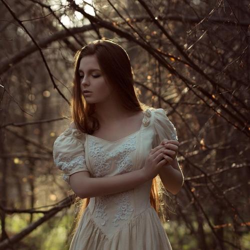 В описании своих платьев мы часто слово Винтаж используем. 03