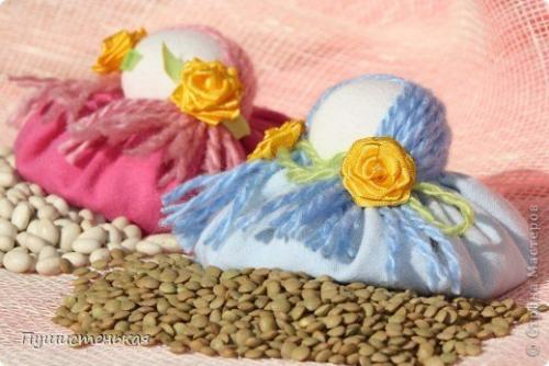 Поделки.  Вальдорфская кукла - зерновушка. 01