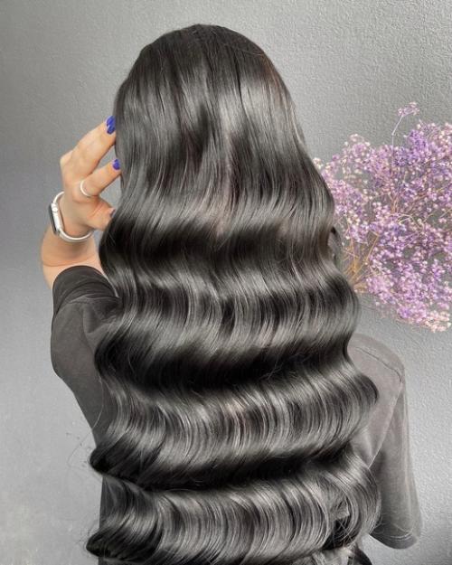 Голливудская волна.  Пожалуи самая популярная укладка из всех локонов. 01