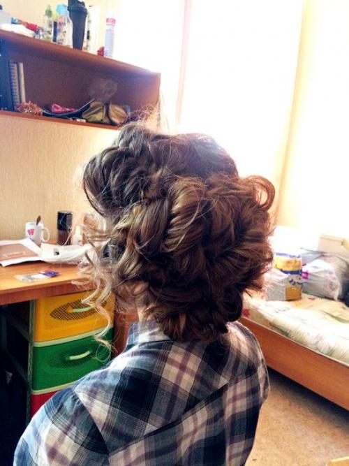 Нужны модели на прически и макияж (для пополнения портфолио). 08