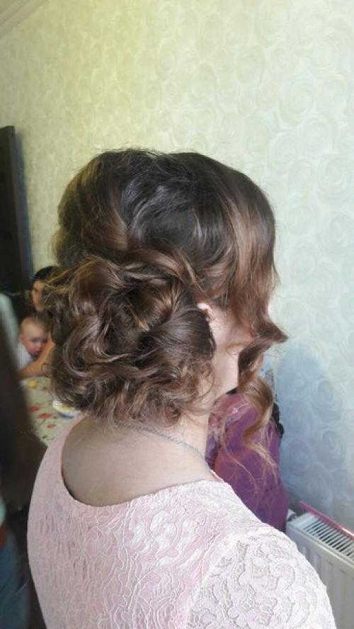 Милые невесты, мамы, а также дамы, приглашенные на торжество, приглашаю вас ко мне на макияж и прическу! 02