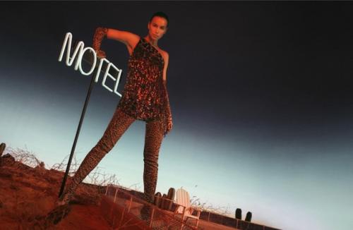 Ирина шейк покоряет город в весенней рекламной кампании Pinko 2022. 05 Ирина шейк покоряет город в весенней рекламной кампании Pinko 2022. 05