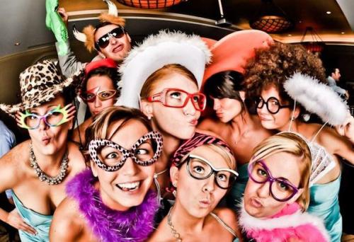 Собираетесь в клуб или на стилизованную вечеринку? 01