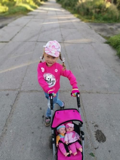 Четыре годика малышке. 02