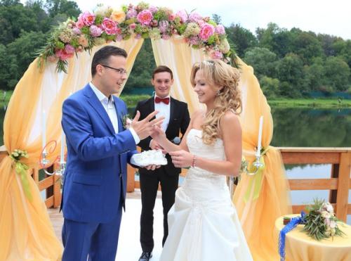 И так, теперь, когда у нас есть полный фото отчет о мероприятии во всех цветах, мы очень хотели бы выразить свои благодарности: 04 И так, теперь, когда у нас есть полный фото отчет о мероприятии во всех цветах, мы очень хотели бы выразить свои благодарности: 04