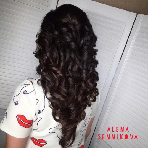 Милые девушки?  Хочу предложить вам свои услуги стилиста визажиста: 05