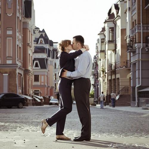 Мы ищем фотографа на 27 сентября (в первой половине дня) для реализации Love Story! 03