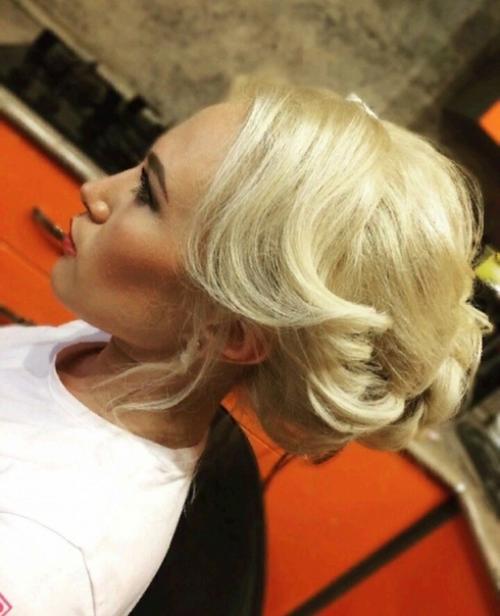 Макияж, локоны, прически на любое торжество. 04