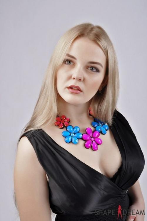 Единственная за Уралом полноценная школа фотопозирования Отражение объявляет набор в учебные группы: 05