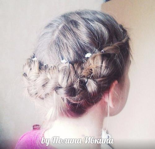 Часть субботнего дня до парада первокурсников вообще-то должна была быть посвящена походу в библиотеку за необходимыми книгами. 02