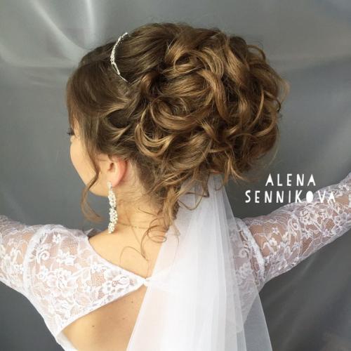 Милые девушки?  Хочу предложить вам свои услуги стилиста визажиста: 01