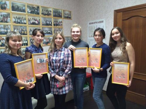 Всем привет?  Обучение по курсу Свадебные и Вечерние Прически прошла. 04