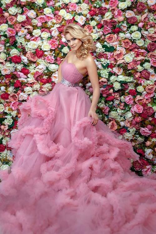 Уважаемые девушки!  Мне и моему прекрасному визажисту требуются модели на прически и макияж для пополнения портфолио! 04