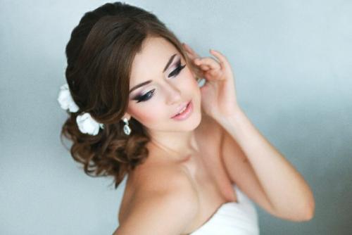 Дорогие, девушки!  Открыта запись для невест на 2016 г. макияж и прическа от профессионального стилиста. 02