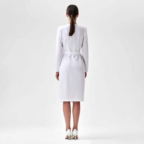 Когда необходимо соблюдать строгость, но в то же время хочется придать платью женственности. 04