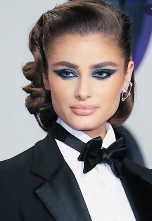 Итак, по мнению Panton цвет 2020 года - Classic Blue. 05 Итак, по мнению Panton цвет 2020 года - Classic Blue. 05