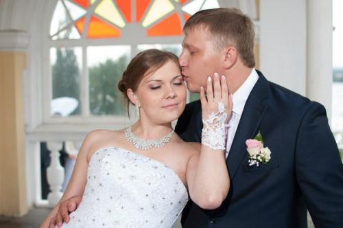 Милые девушки!  Предлагаю вам мои услуги: макияж и прически по супер ценам! 01