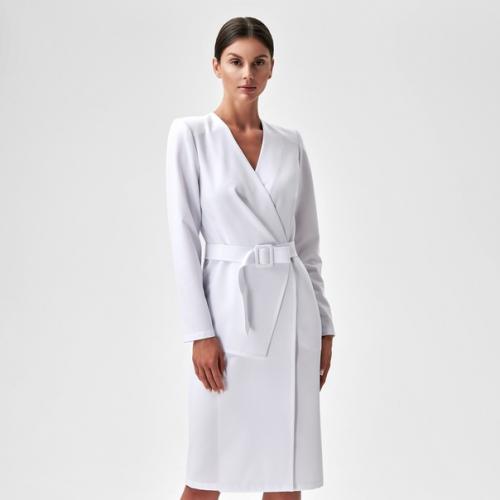 Когда необходимо соблюдать строгость, но в то же время хочется придать платью женственности. 01