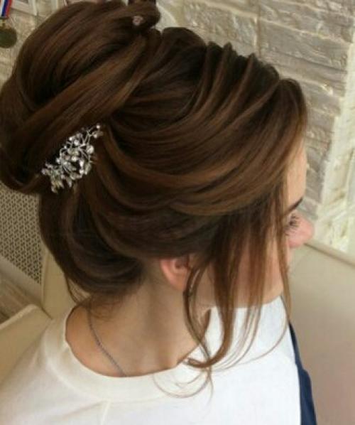 На МАКИЯЖ и прически по очень привлекательным ценам спешите! 03