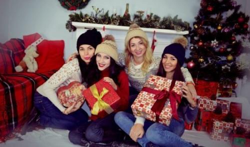 Девочки!  21 числа требуются фото - модели на групповой проект. 02