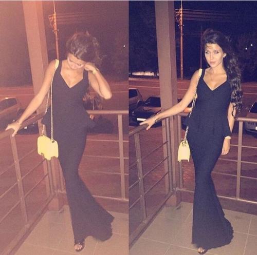 Помимо огненно - красной рыбки, всегда остается неизменной классикой - черная. 01