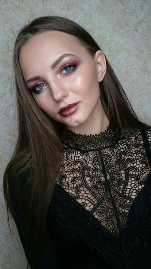 Нужны модели на образ: макияж плюс причёска либо локоны 1500 р. (свадебный образ - другое предложение. 01