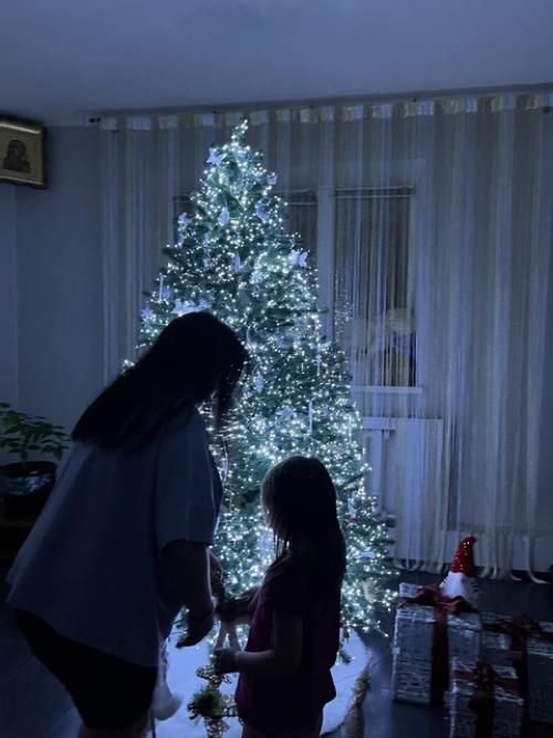 Тебе 5.  А ведь совсем недавно я только родила тебя и училась пеленать тебя, кормить, менять памперсы. 05