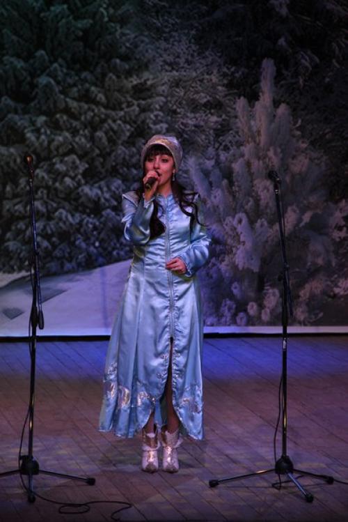 7 января провели юмористический новогодний концерт с улыбкой в новый год! 08