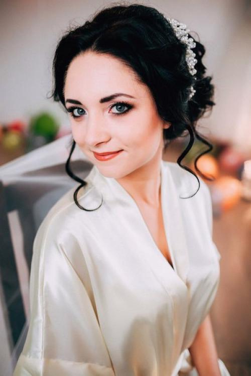 Дорогие девушки!  Открыта запись на свадебный сезон 2017 года! 01