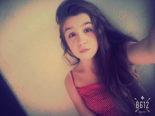 Люблю тебя?  Ты не просто подруга ты с неба подарок? 02