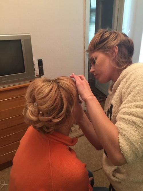 Милые дамы, предлагаю вам свои услуги парикмахерского искусства: 06