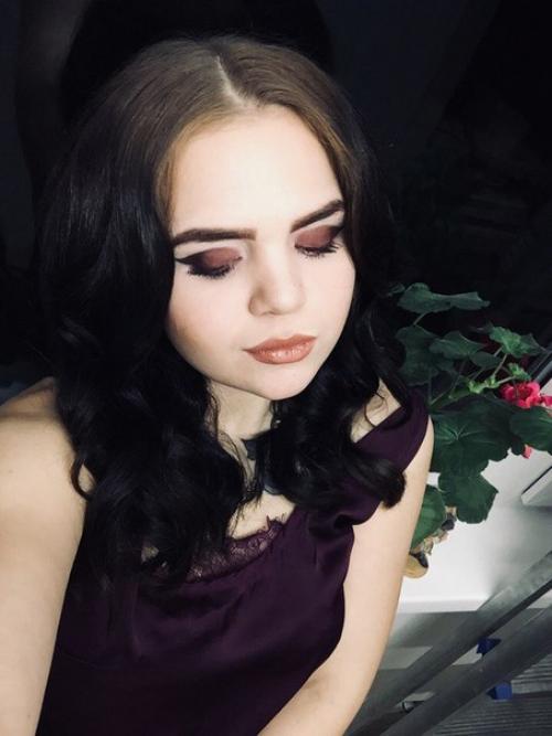 Милые дамы?  Пора себя красивым макияжем радовать? 04