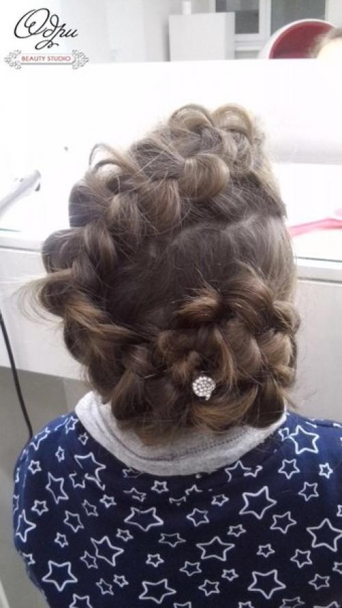 Вот такое милое плетение для нашей маленькой гостьи Елизаветы? 03