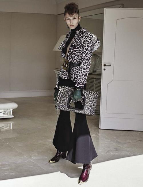 Сабина Лобова в фотосессии Дэвида данана для Vogue Italia October 2015. 03