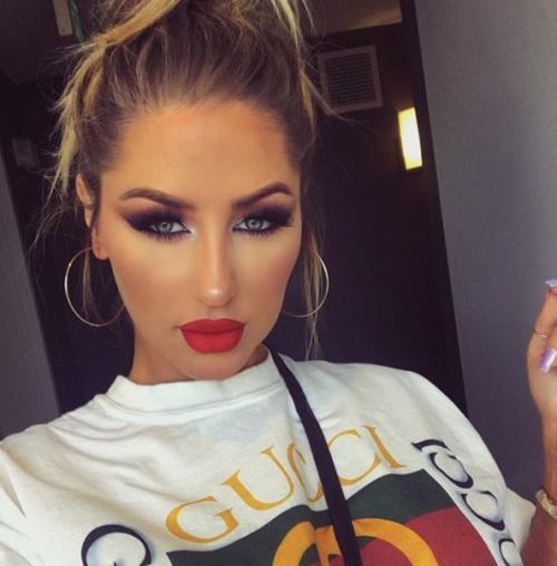 Нужны модели на среду и пятницу на полный образ: макияж и прическа. 01