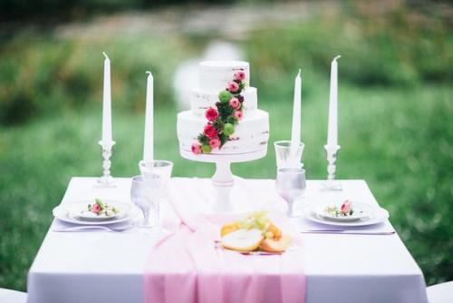 Свадебный тортик для волшебной фотосессии. 05