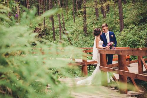 Как приятно было поработать на свадьбе у такой нежной и влюбленной пары несколько кадров с прогулки Константина и Кристины. 03